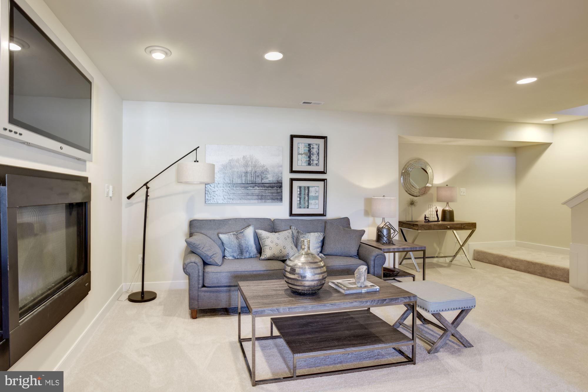 FOX MEADOWS - Residential