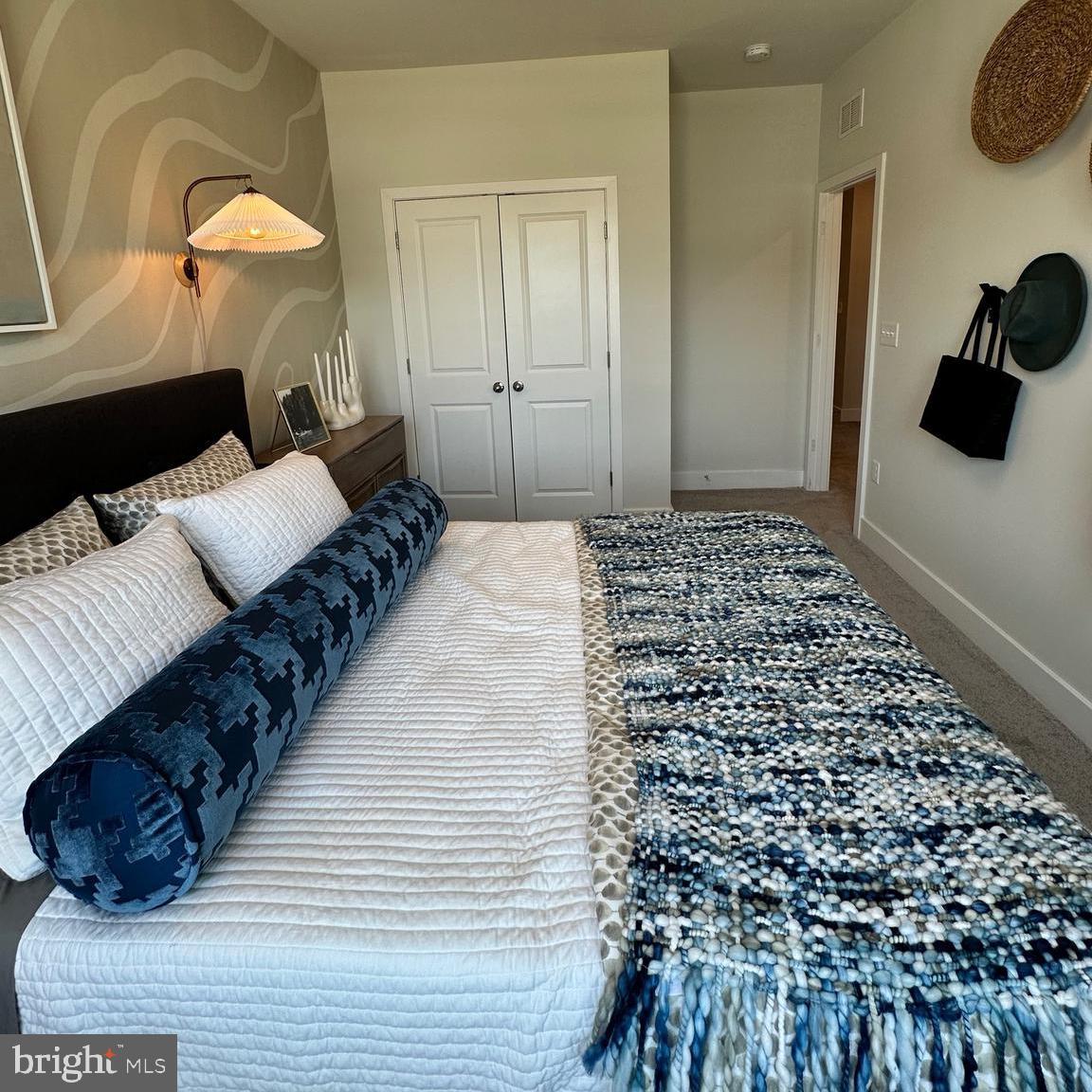 ST CHARLES - Residential