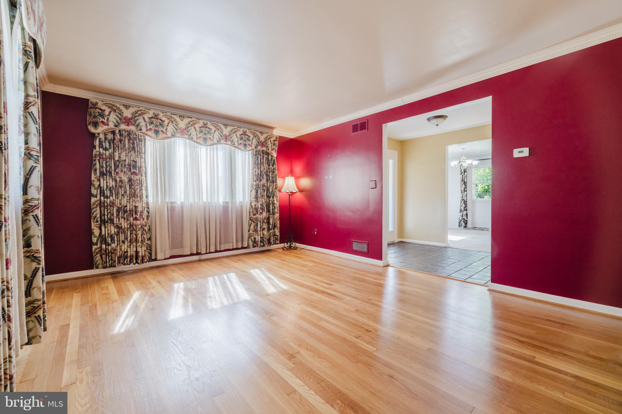 814 W PADONIA ROAD
