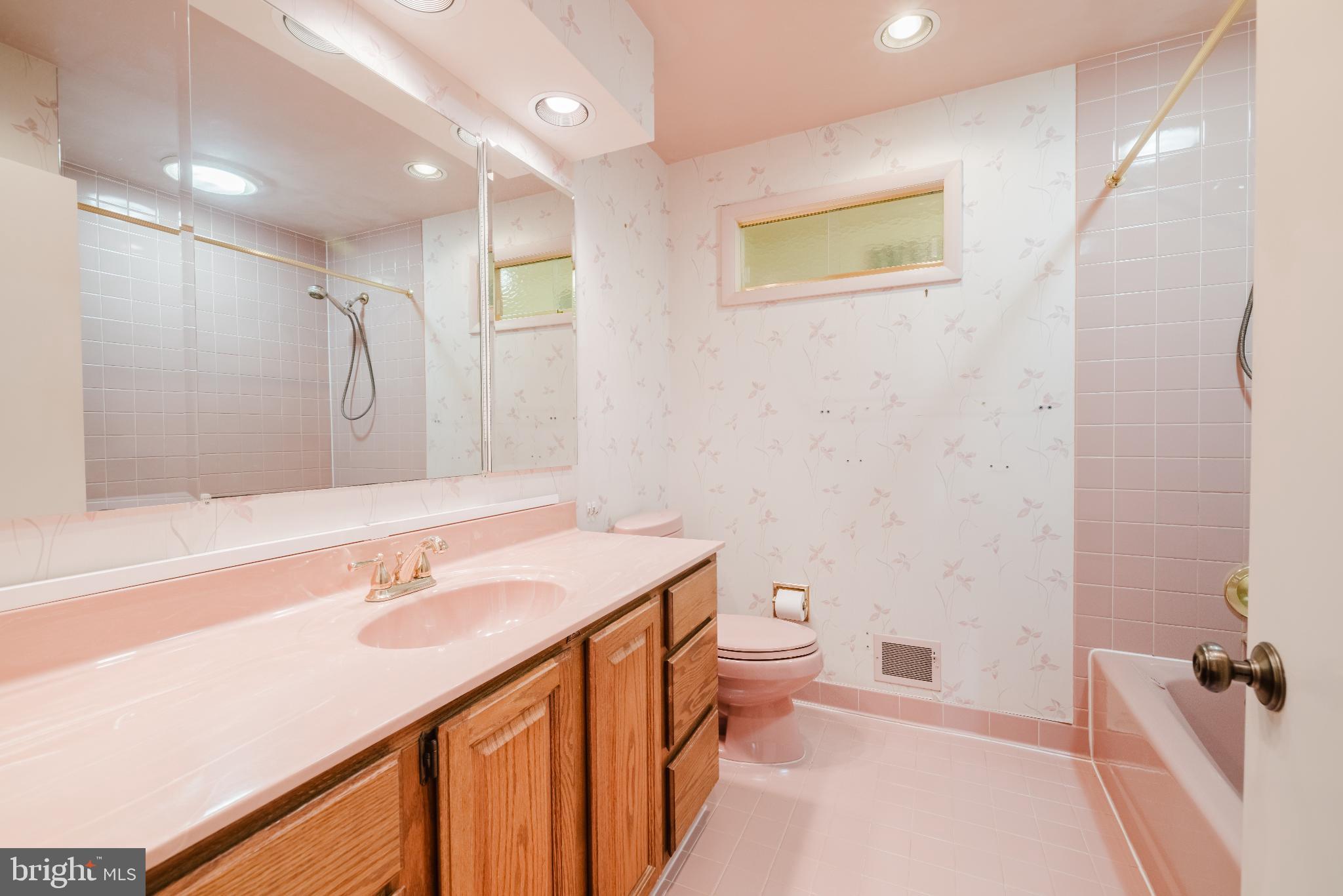 COCKEYSVILLE - Residential