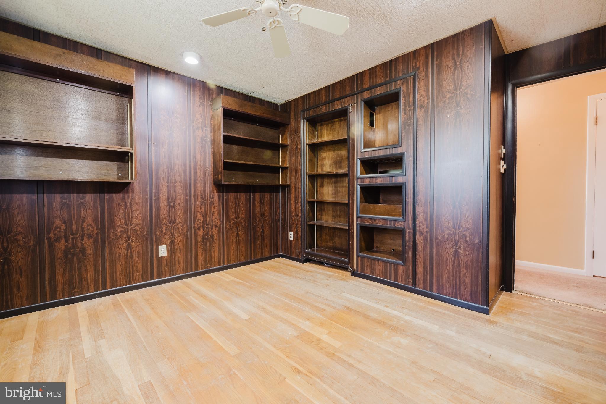 COCKEYSVILLE - Residential