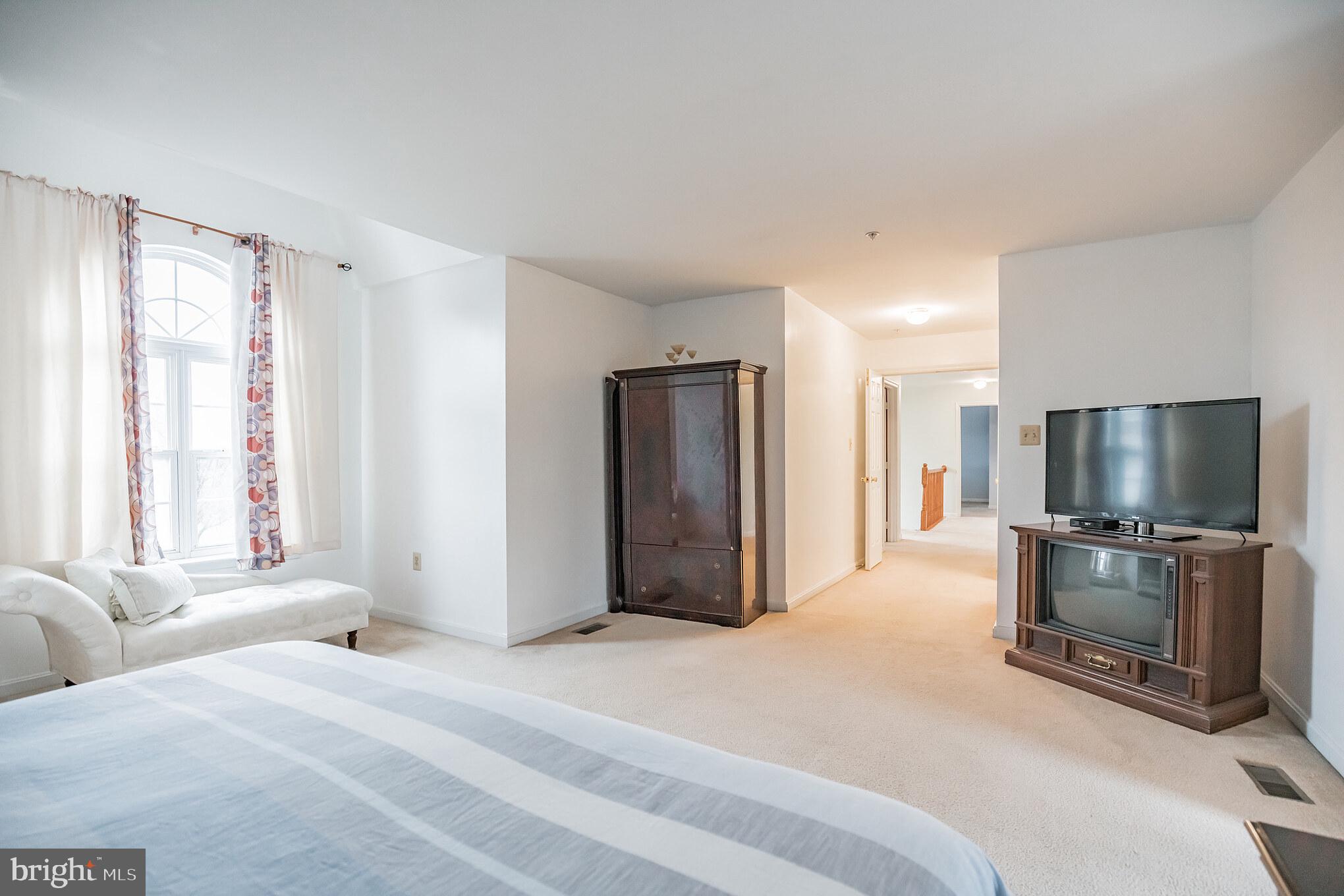 CROTONA PARK - Residential