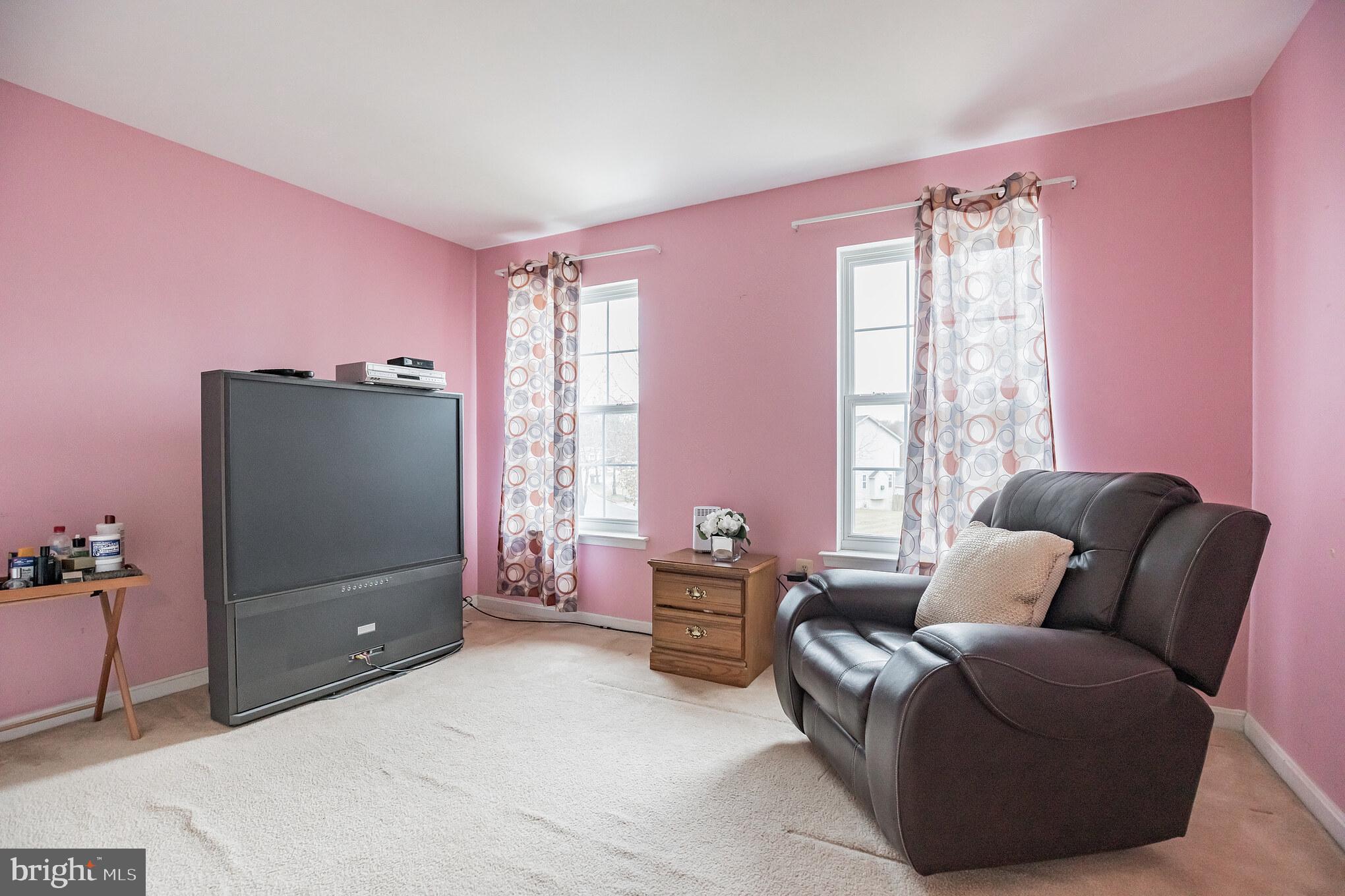 CROTONA PARK - Residential