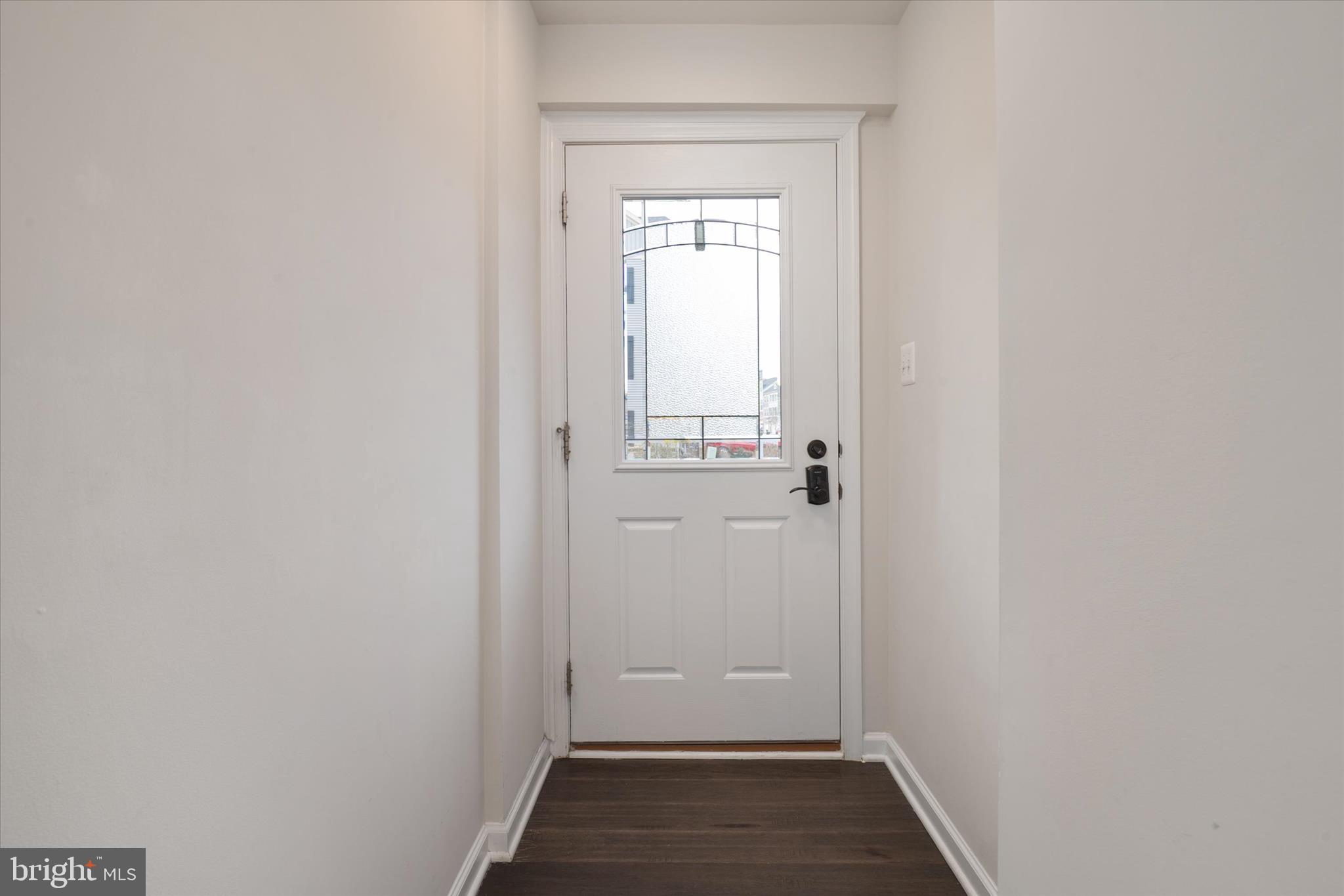 PONDVIEW - Residential