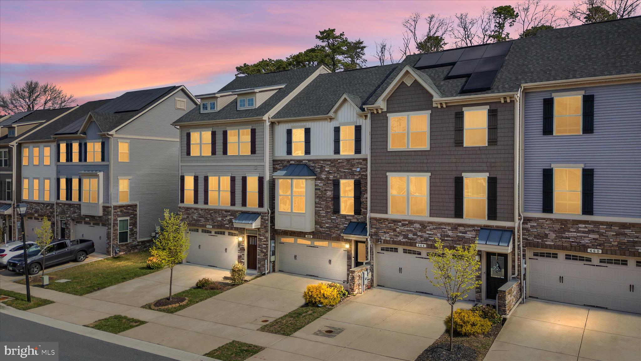 PONDVIEW - Residential