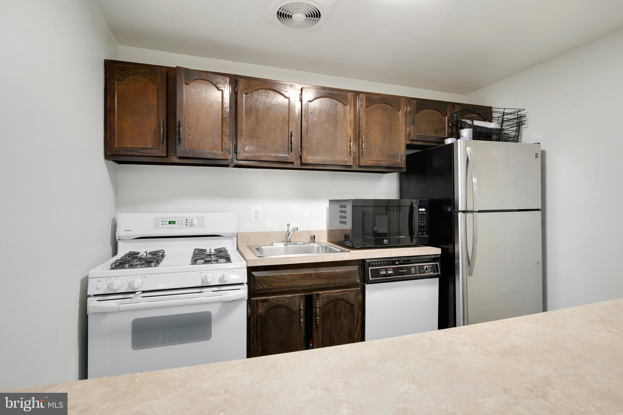 AMERICANA CENTRE - Residential