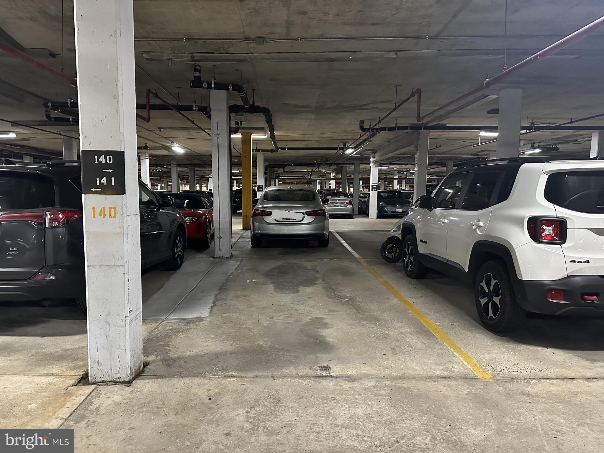 AMERICANA CENTRE - Residential