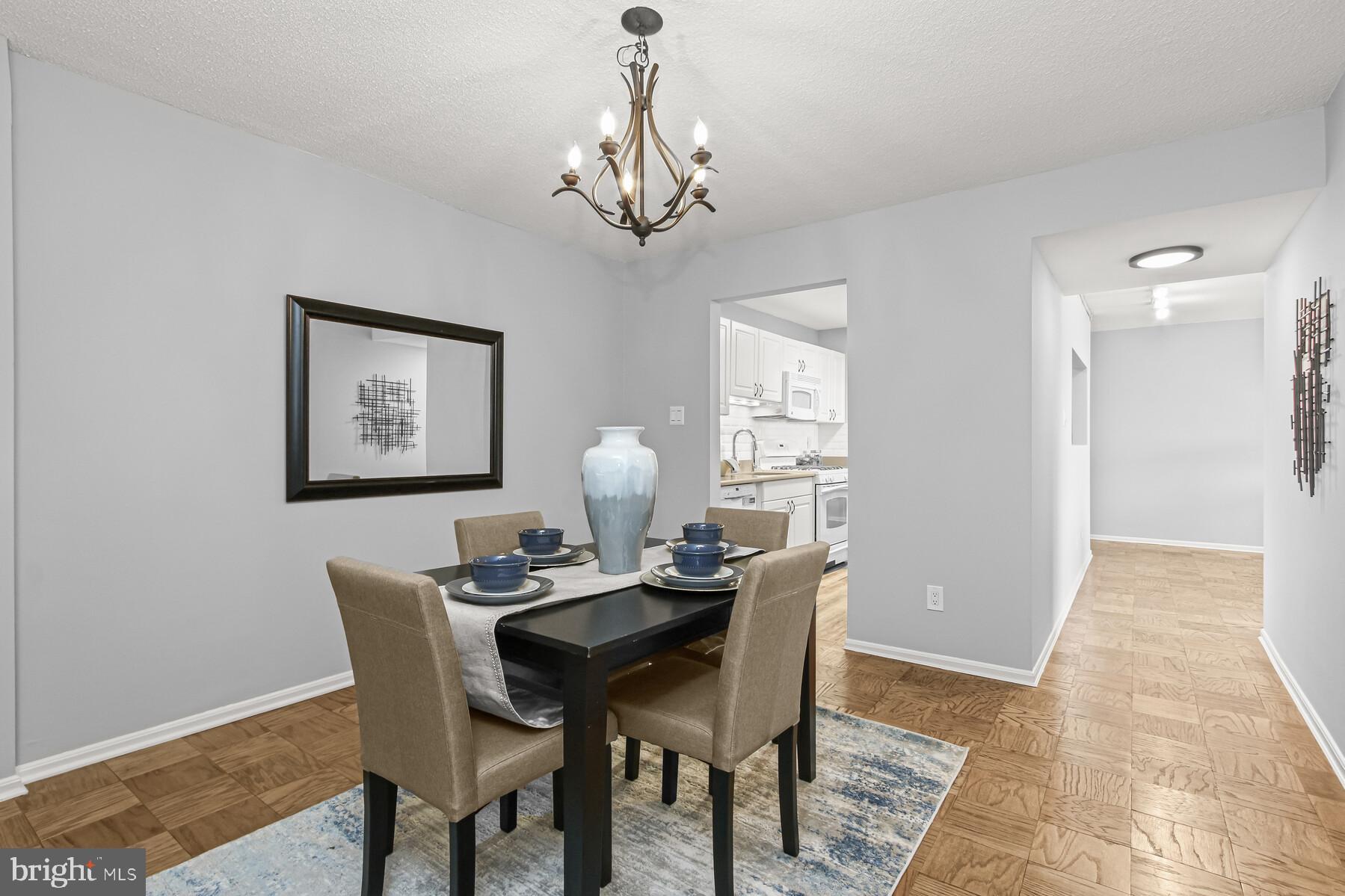 AMERICANA CENTRE - Residential