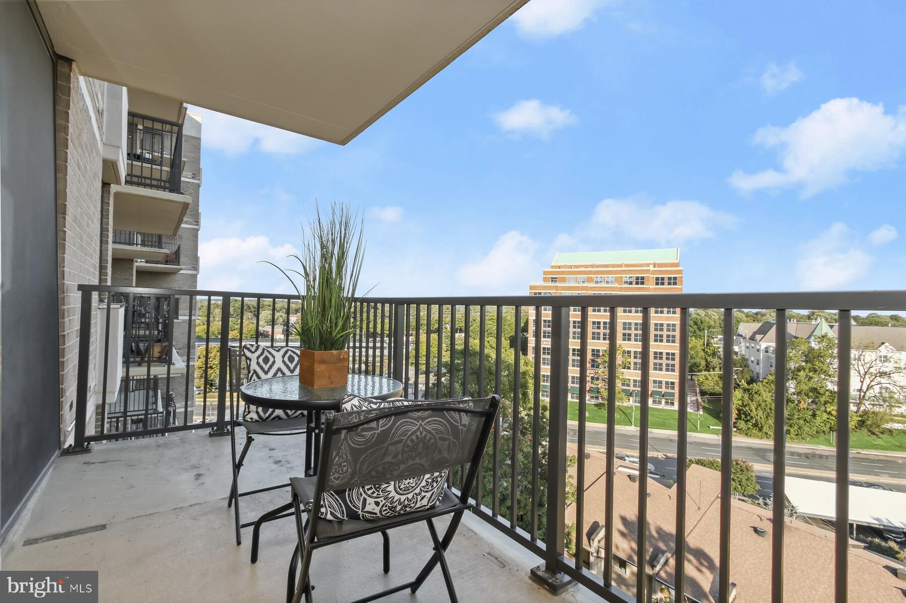 AMERICANA CENTRE - Residential