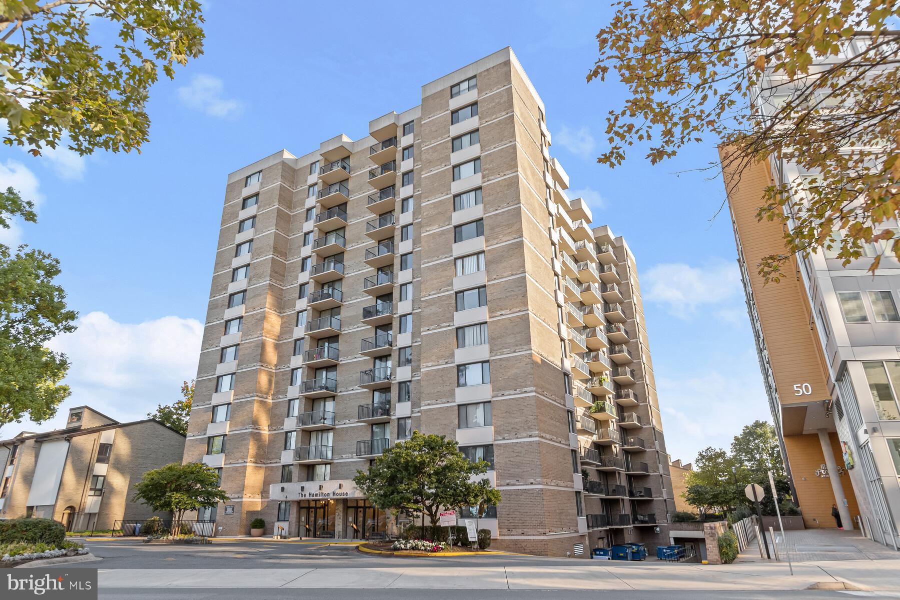 AMERICANA CENTRE - Residential