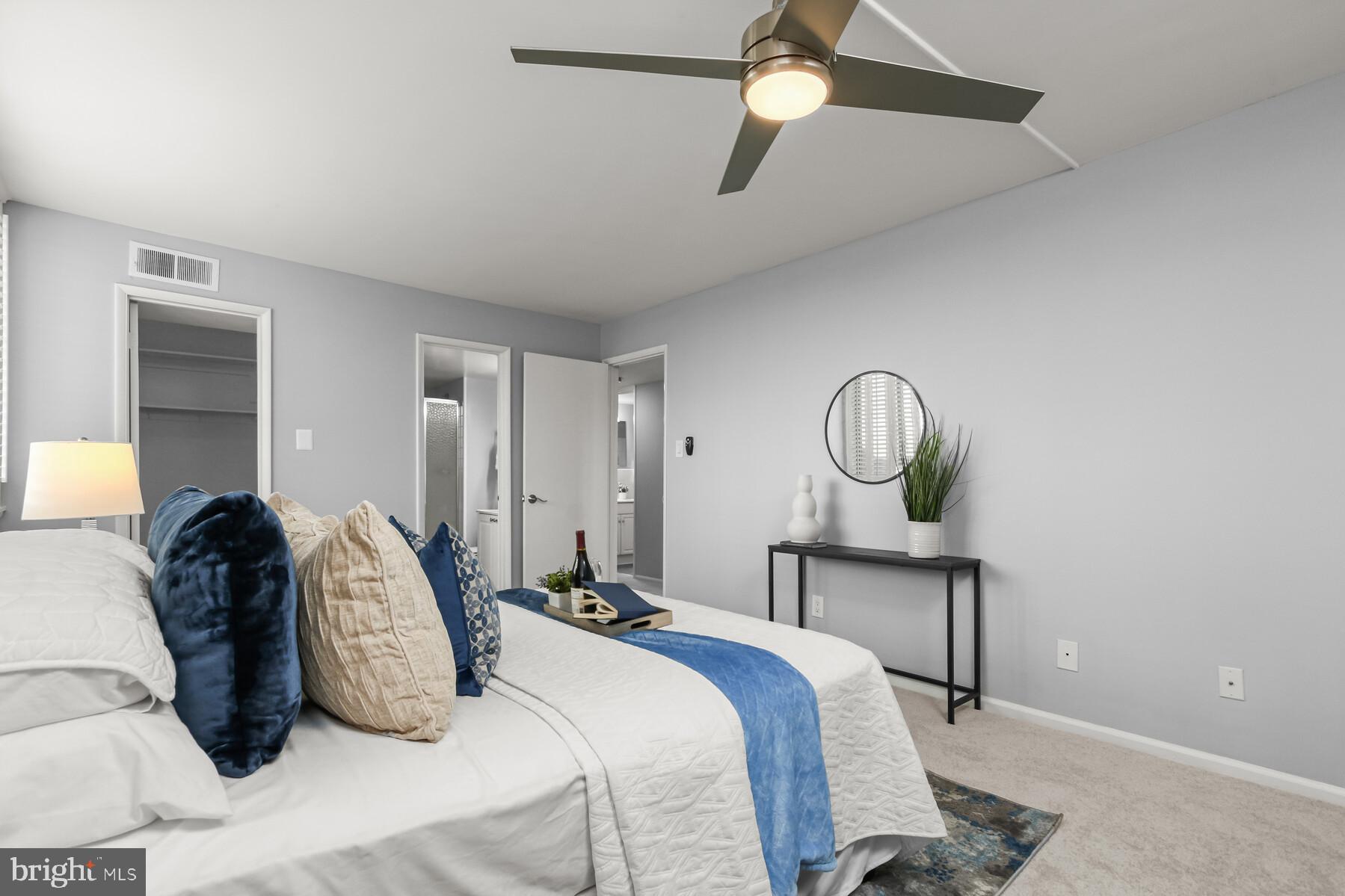 AMERICANA CENTRE - Residential