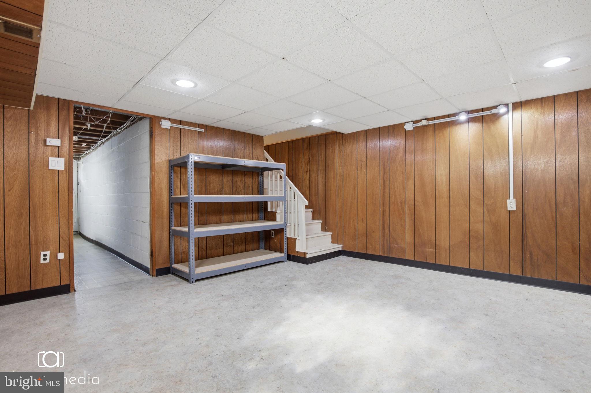 NORRIS HILLS CT - Residential