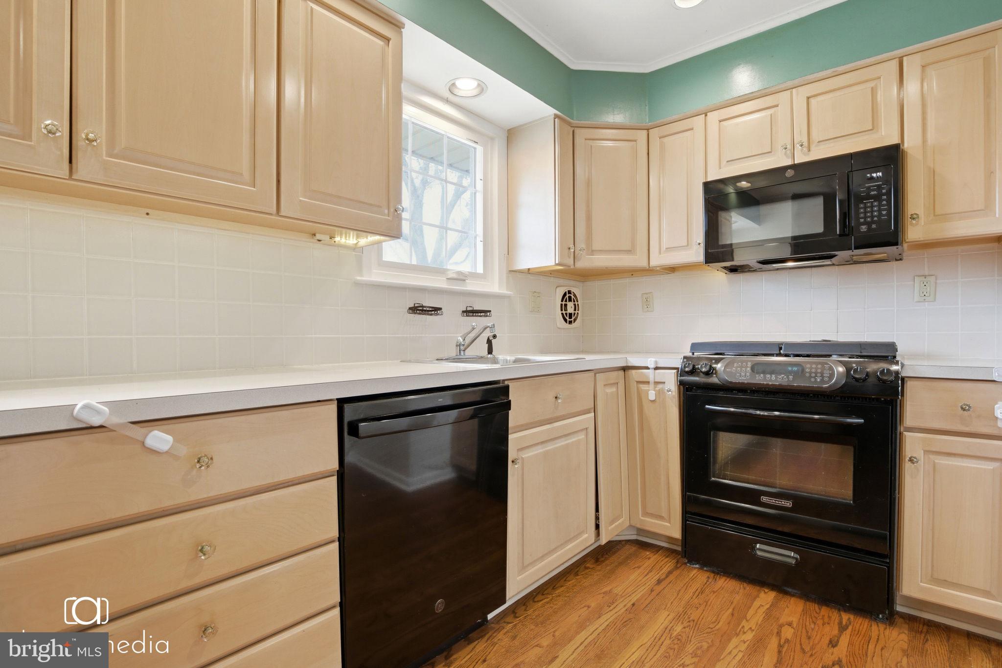 NORRIS HILLS CT - Residential