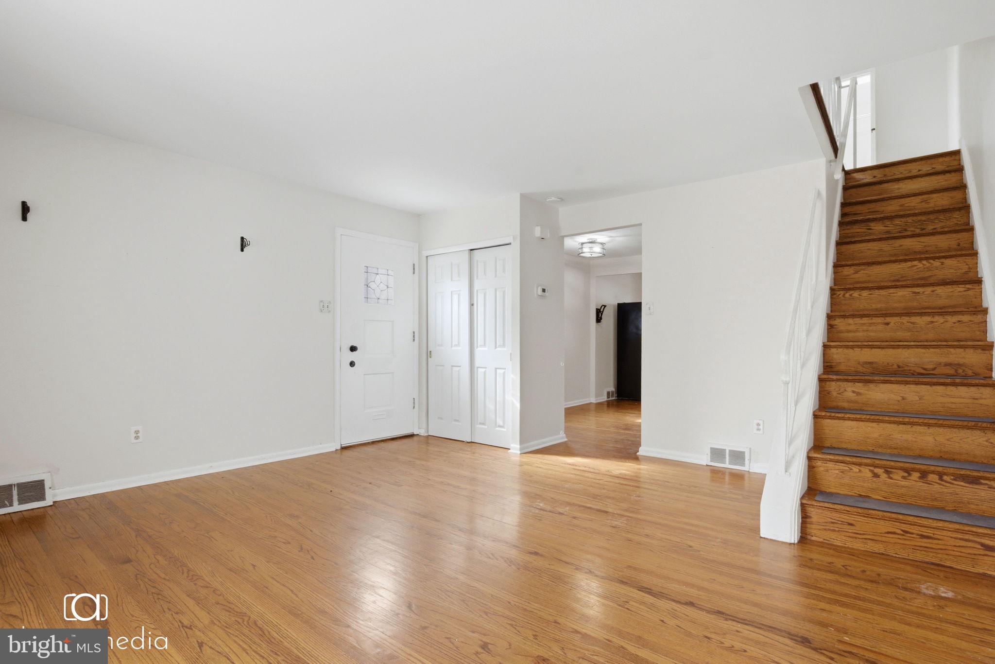 NORRIS HILLS CT - Residential