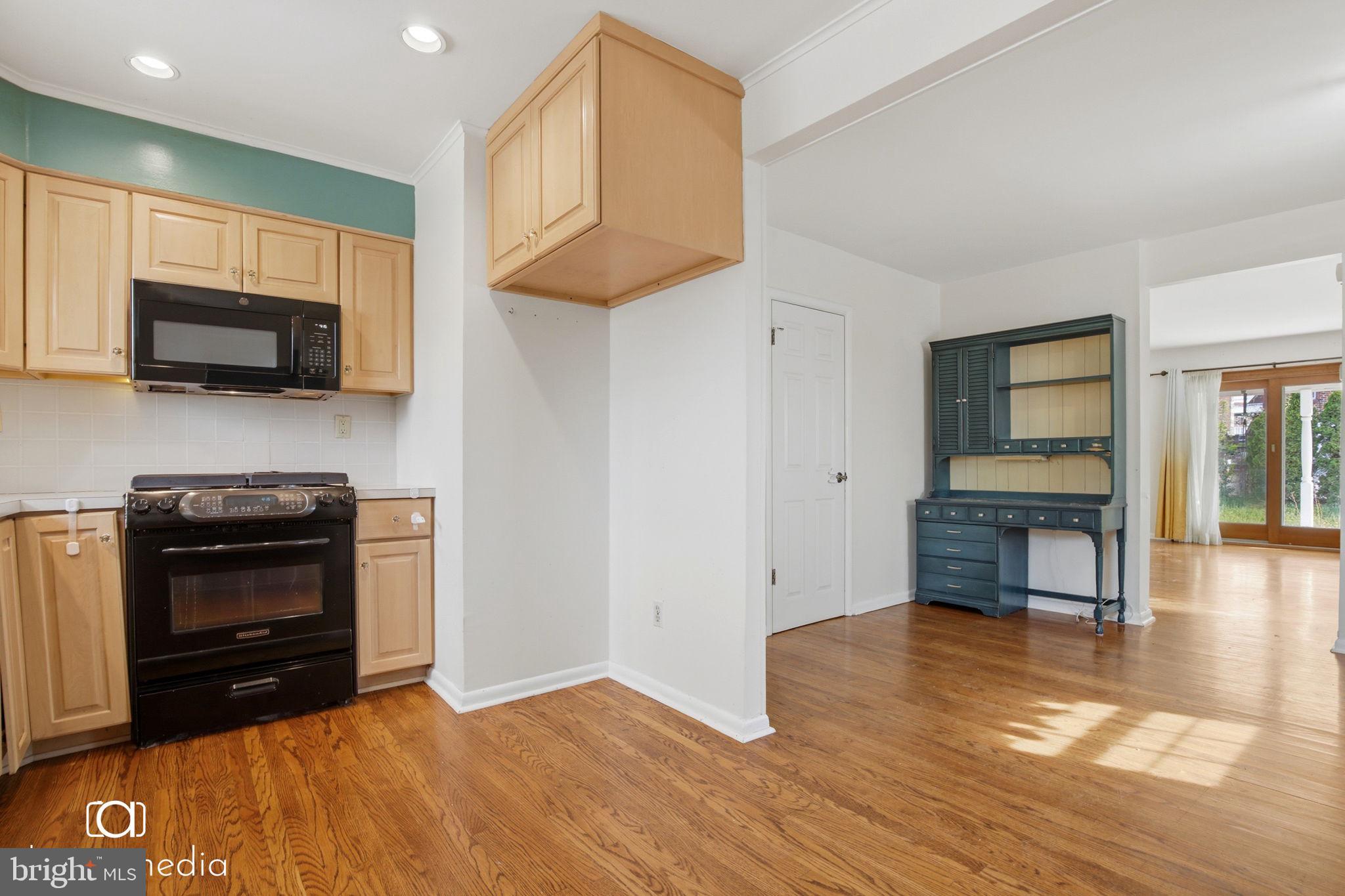 NORRIS HILLS CT - Residential