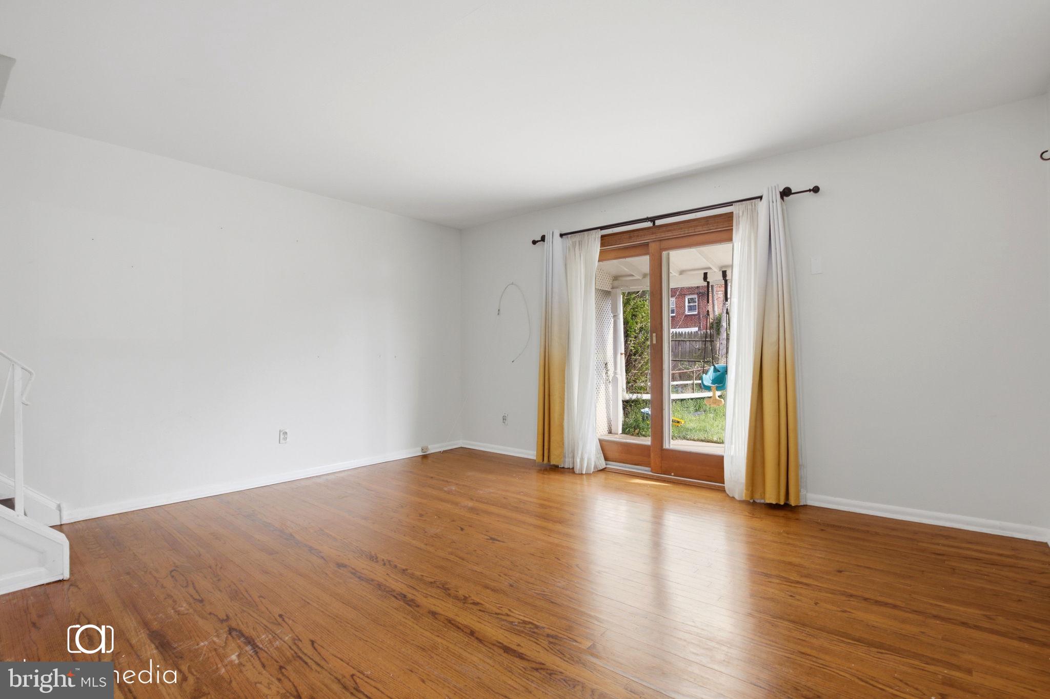 NORRIS HILLS CT - Residential