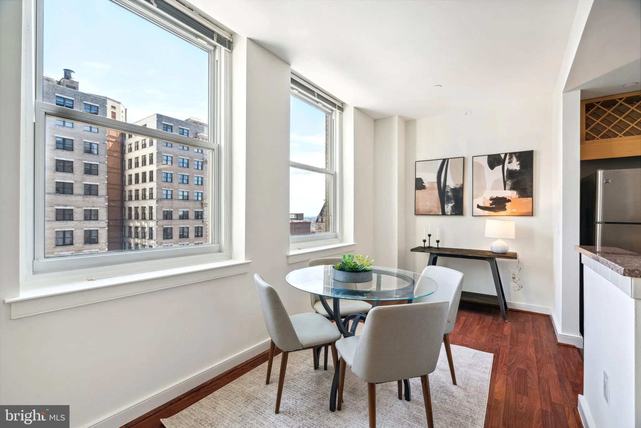 Philadelphia, Pennsylvania 19102, United States, 1 Bedroom Bedrooms, ,1 BathroomBathrooms,Residential,Active,209296