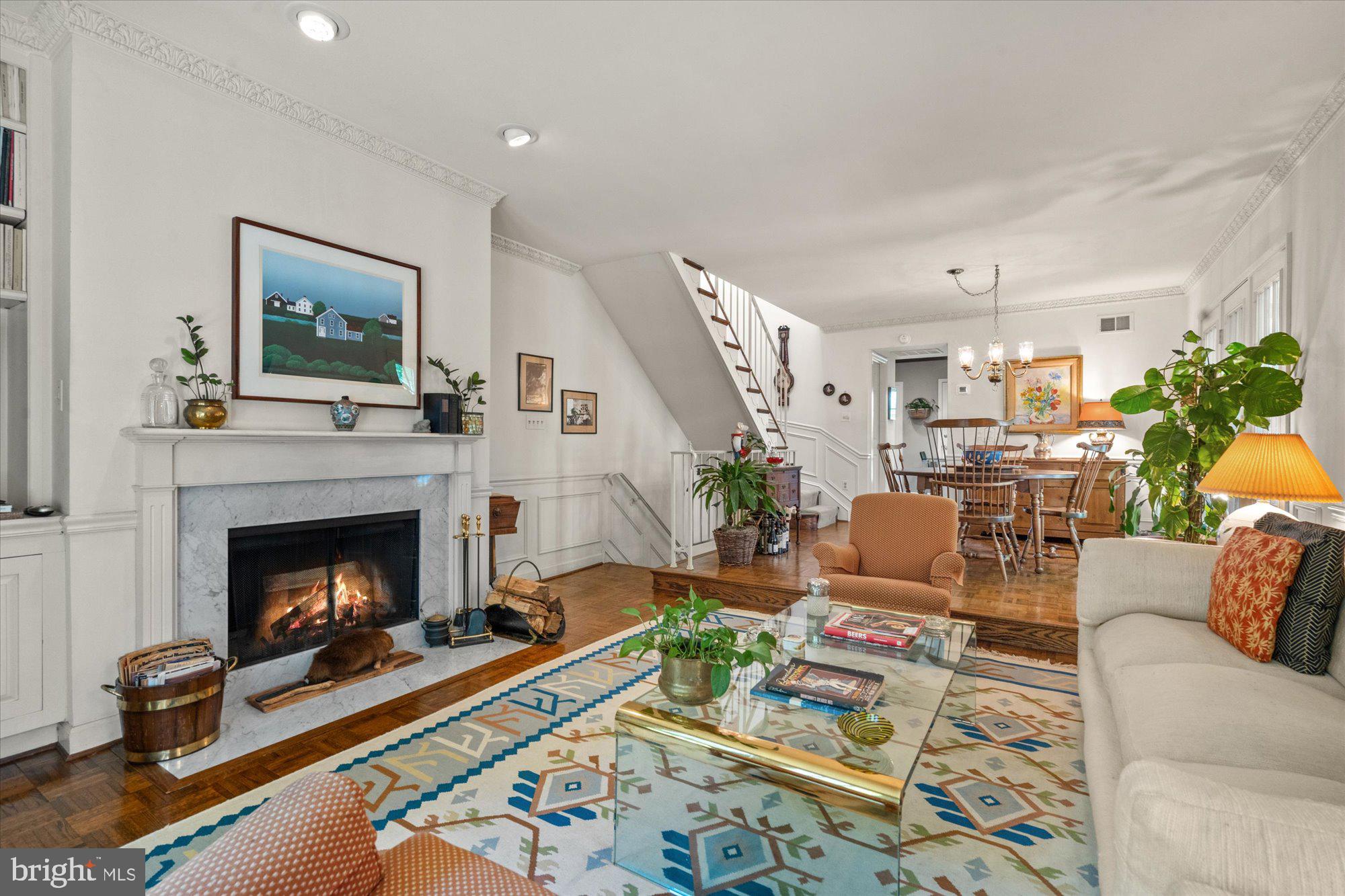 4625 1/2 MACARTHUR BOULEVARD NW B