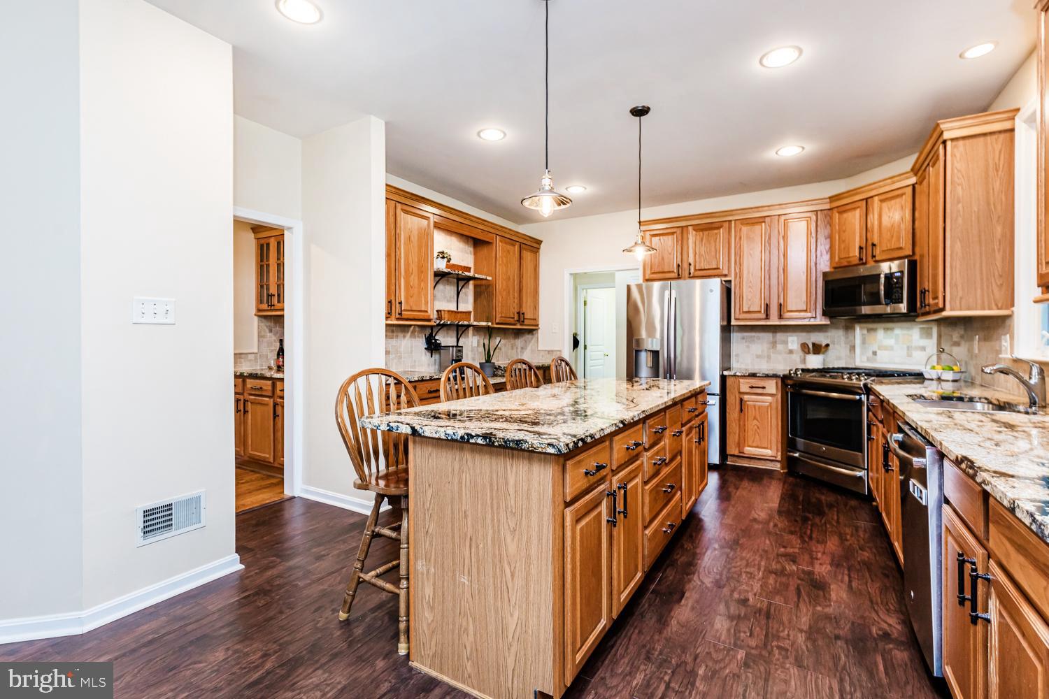 10808 ROBIN LYNN DRIVE