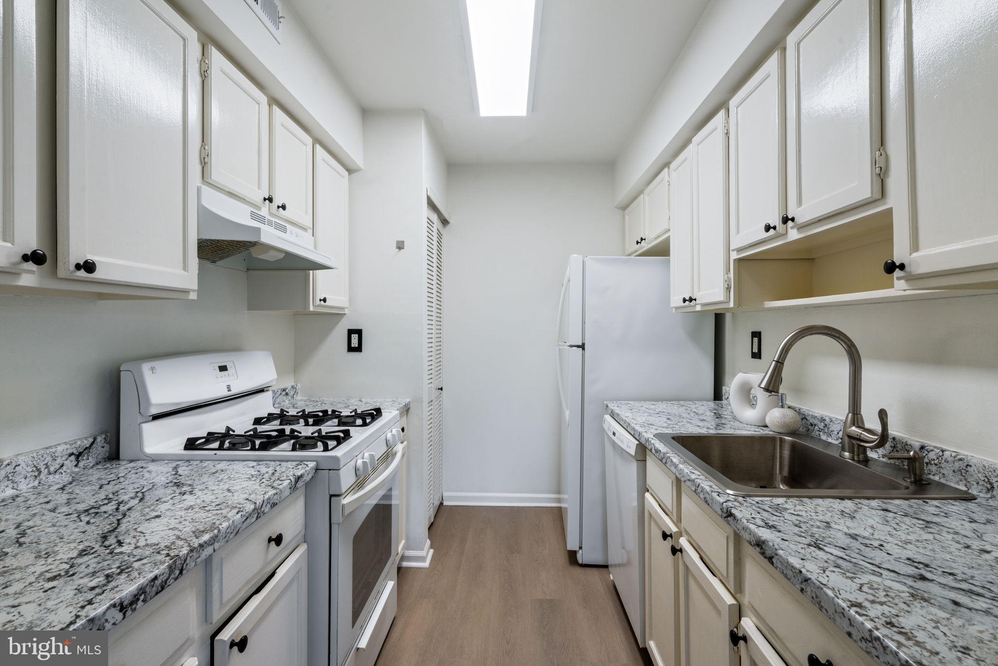 SOMERTON - Residential Lease