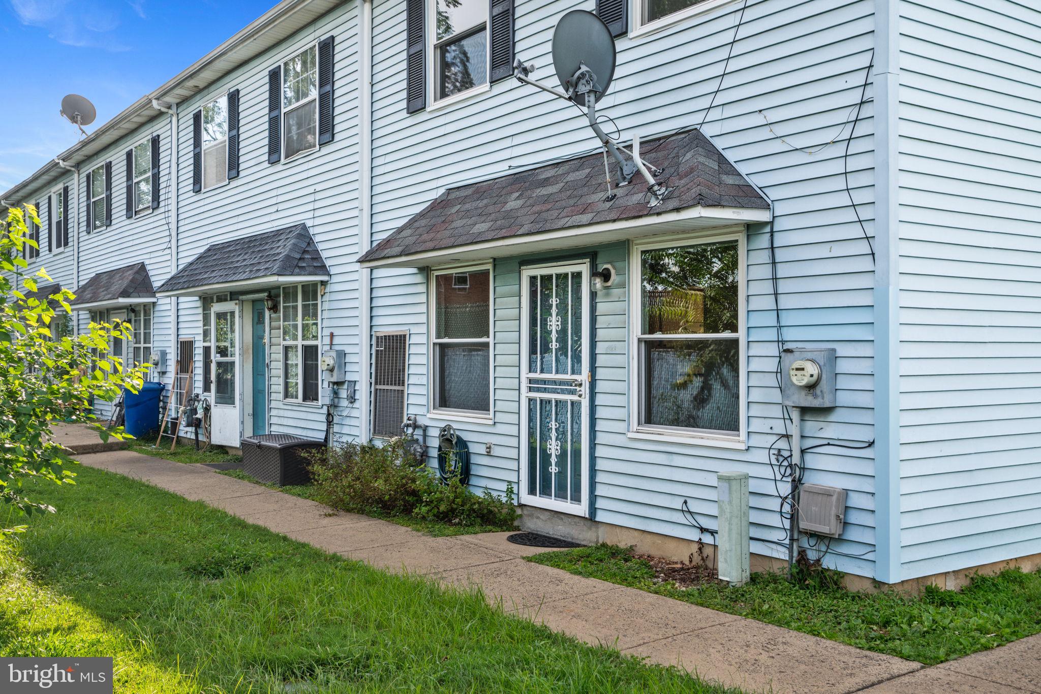 SOMERTON - Residential Lease