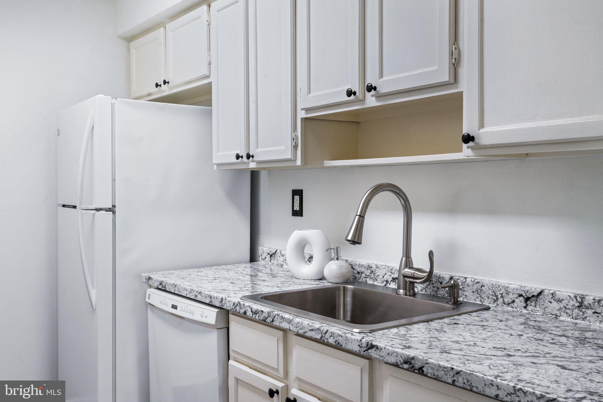 SOMERTON - Residential Lease