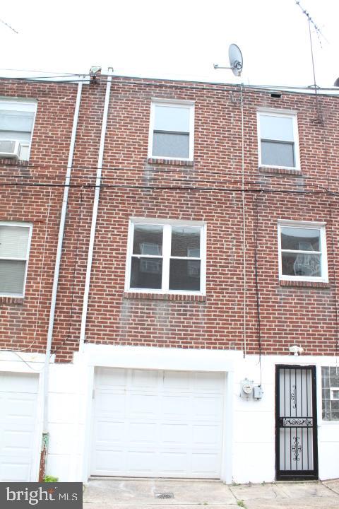 PHILADELPHIA (NORTHEAST) - Residential