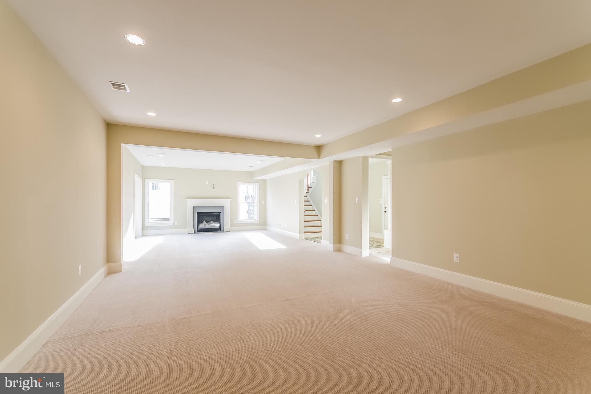 ROCK SPRING - Residential