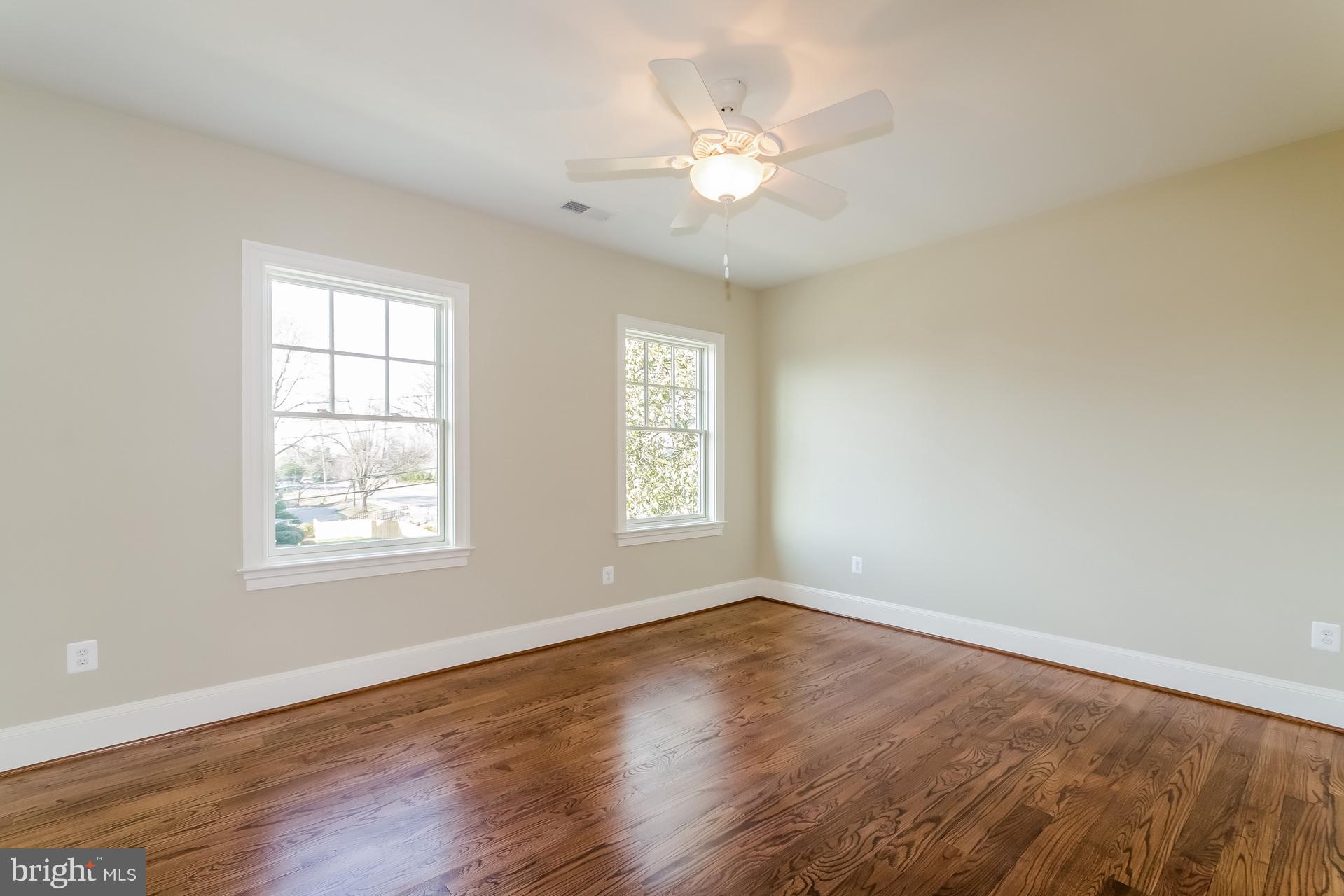 ROCK SPRING - Residential