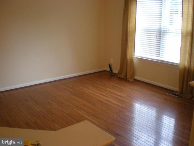 MIRROR RIDGE - Residential Lease