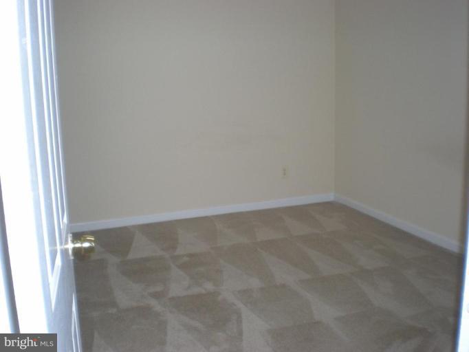 MIRROR RIDGE - Residential Lease