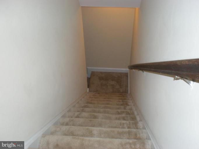 MIRROR RIDGE - Residential Lease