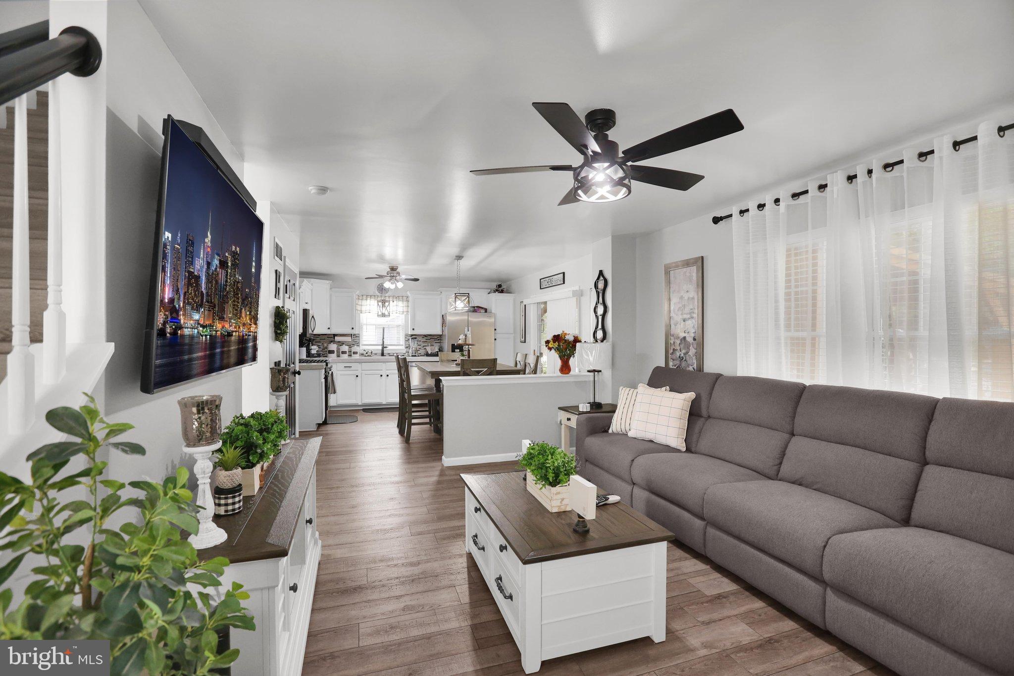 22 RAVINE DRIVE