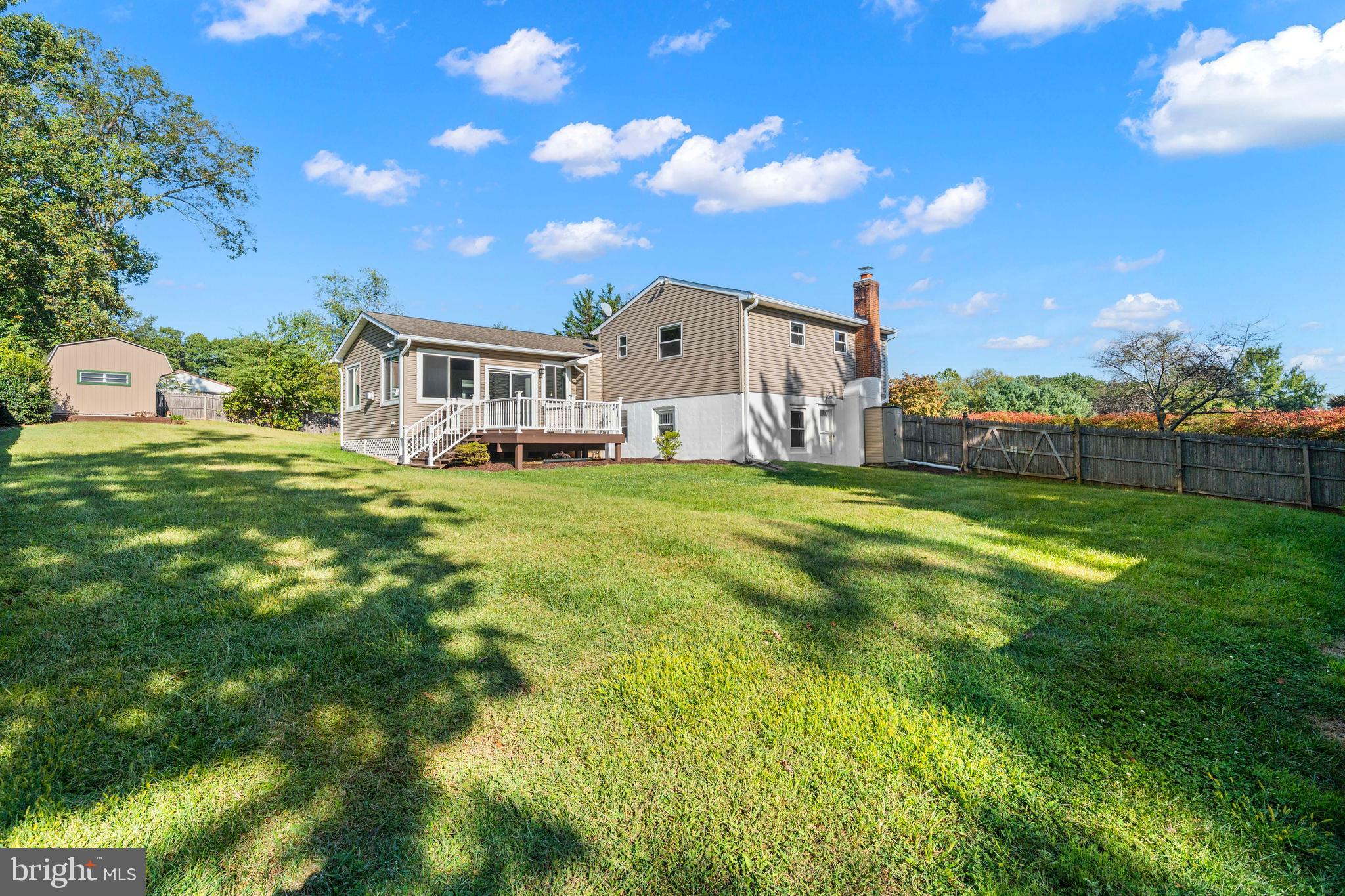 MEADOWBROOK VILLAGE - Residential