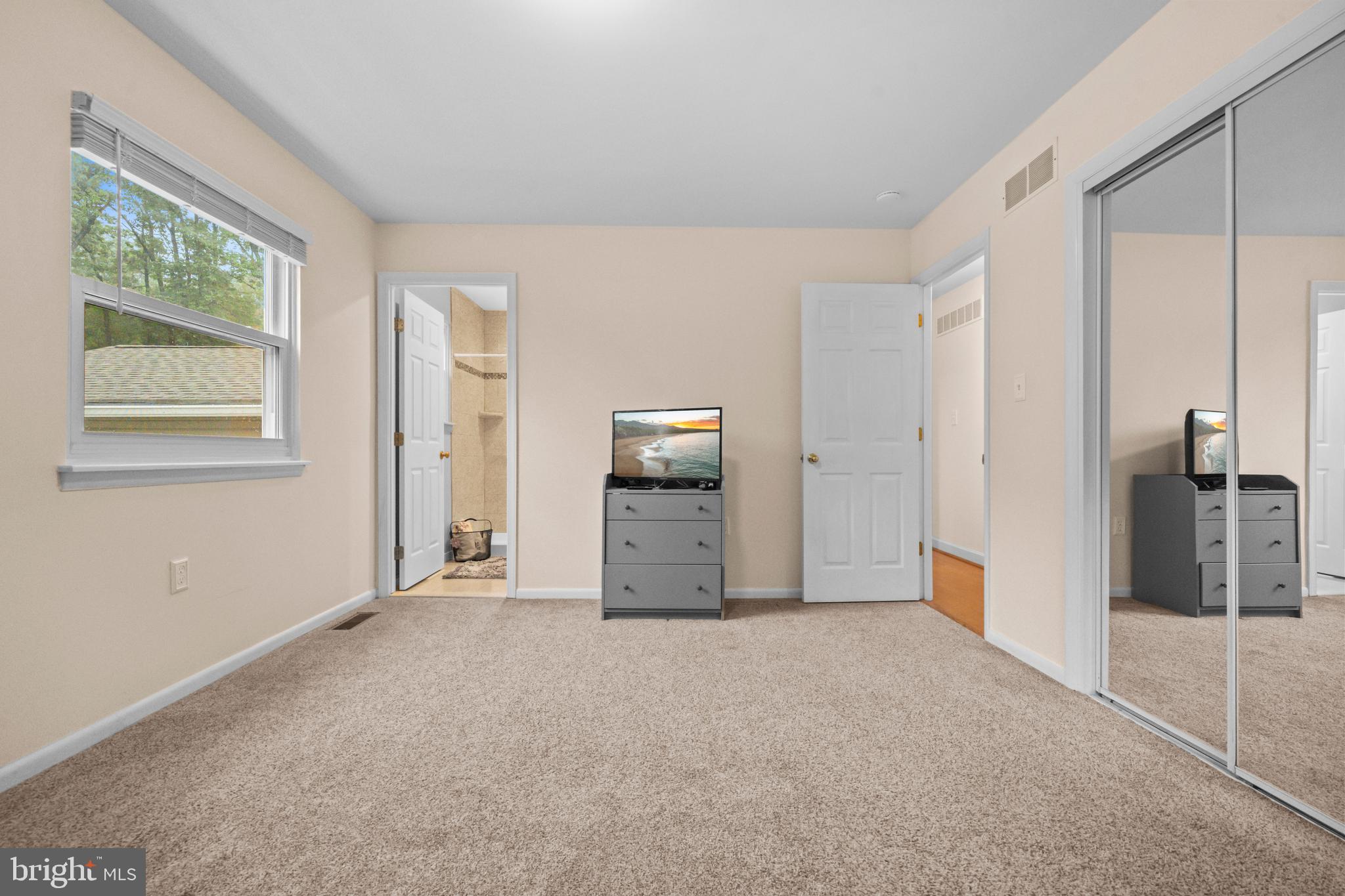 MEADOWBROOK VILLAGE - Residential