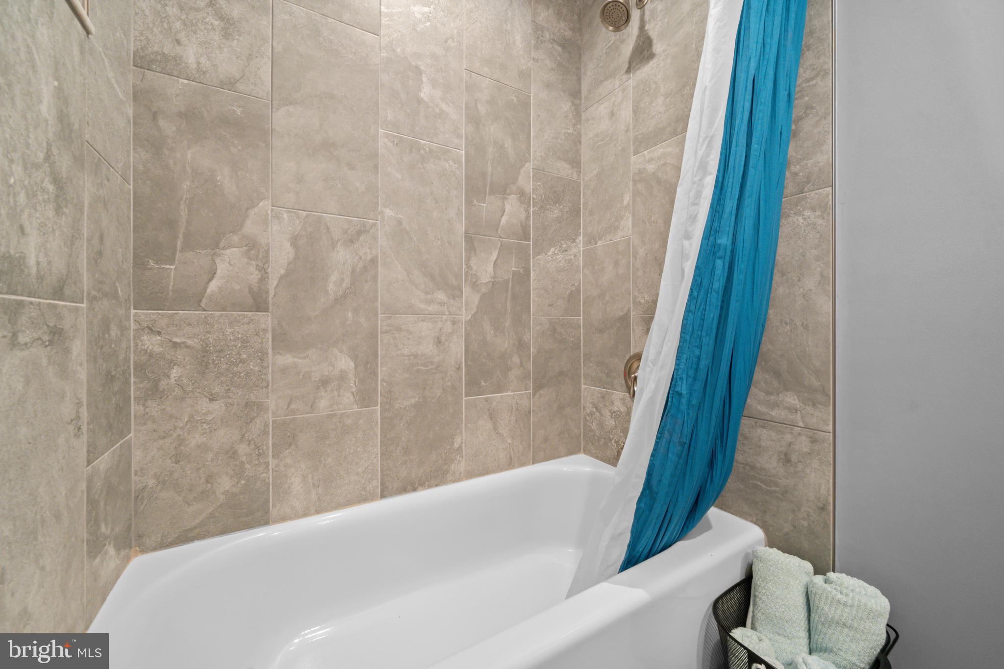 MEADOWBROOK VILLAGE - Residential