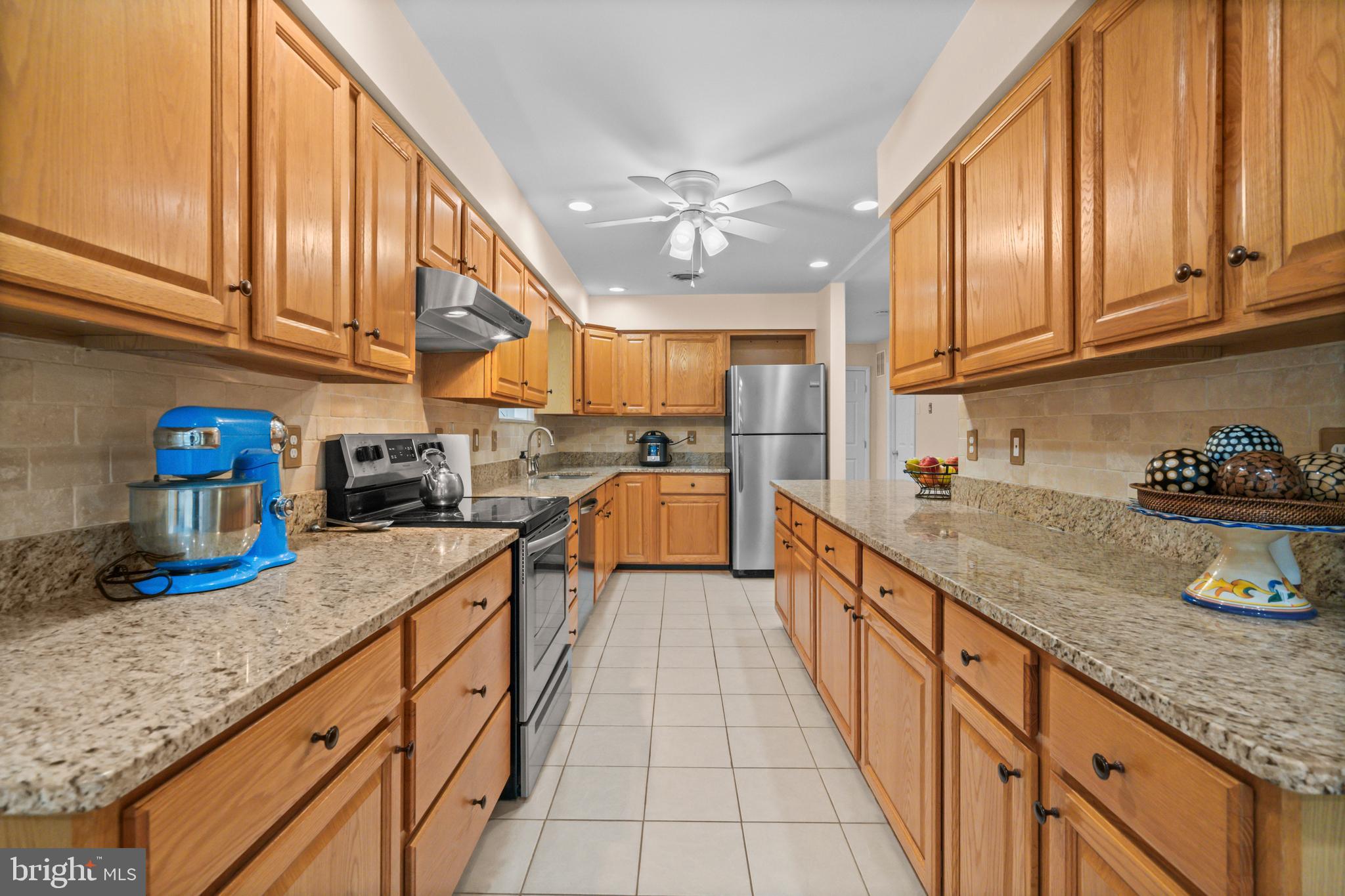 MEADOWBROOK VILLAGE - Residential