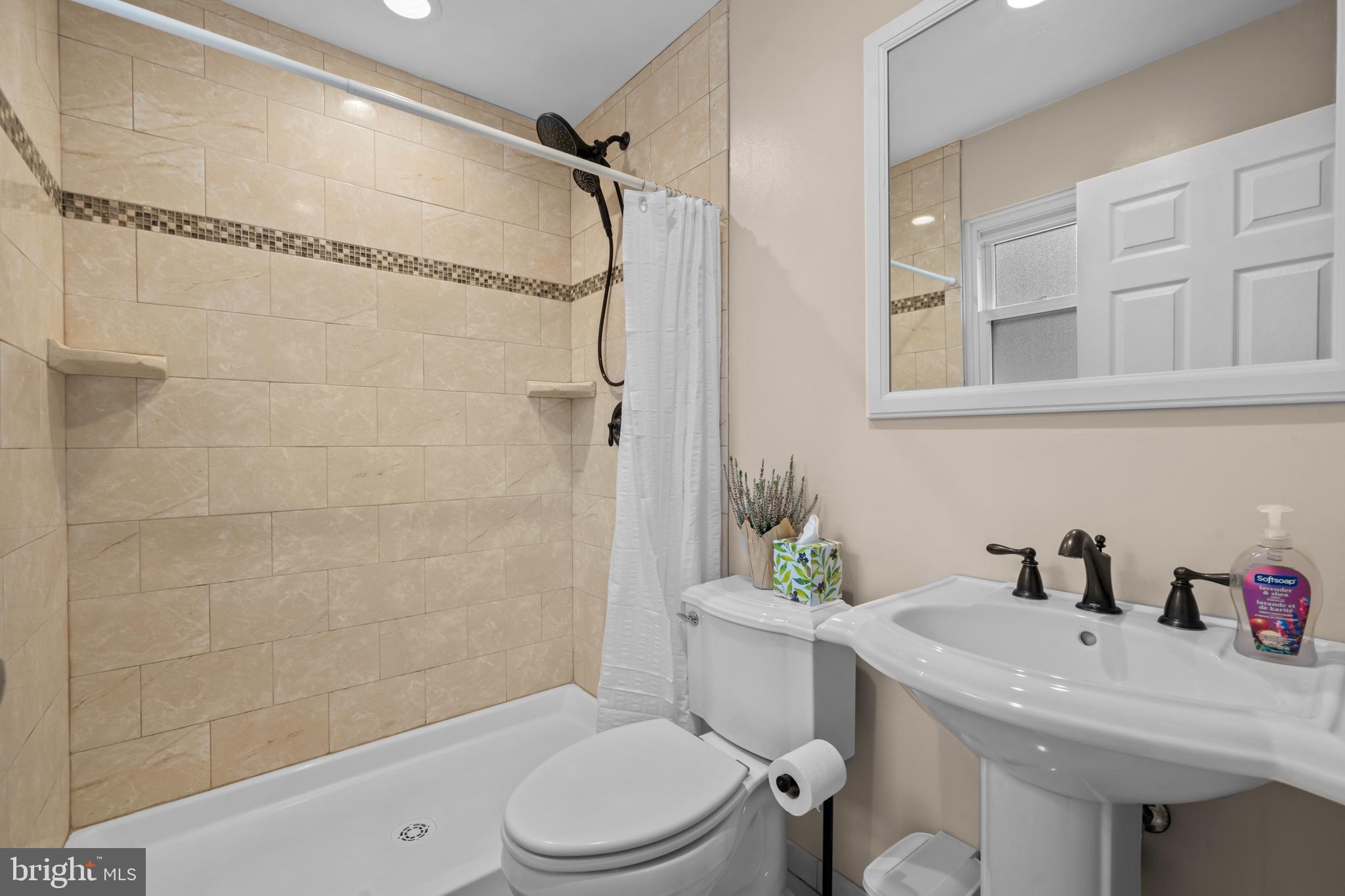 MEADOWBROOK VILLAGE - Residential