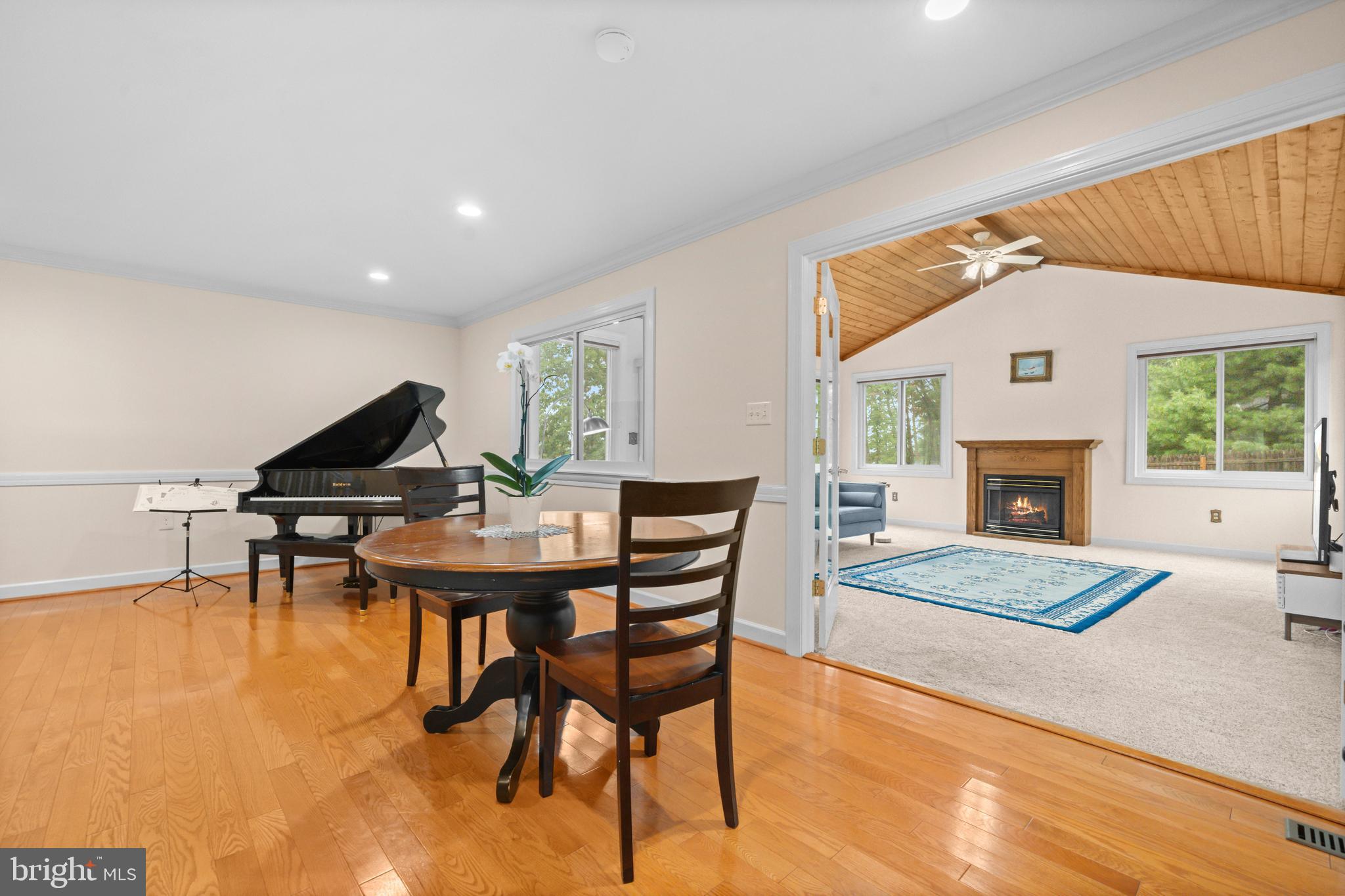 MEADOWBROOK VILLAGE - Residential