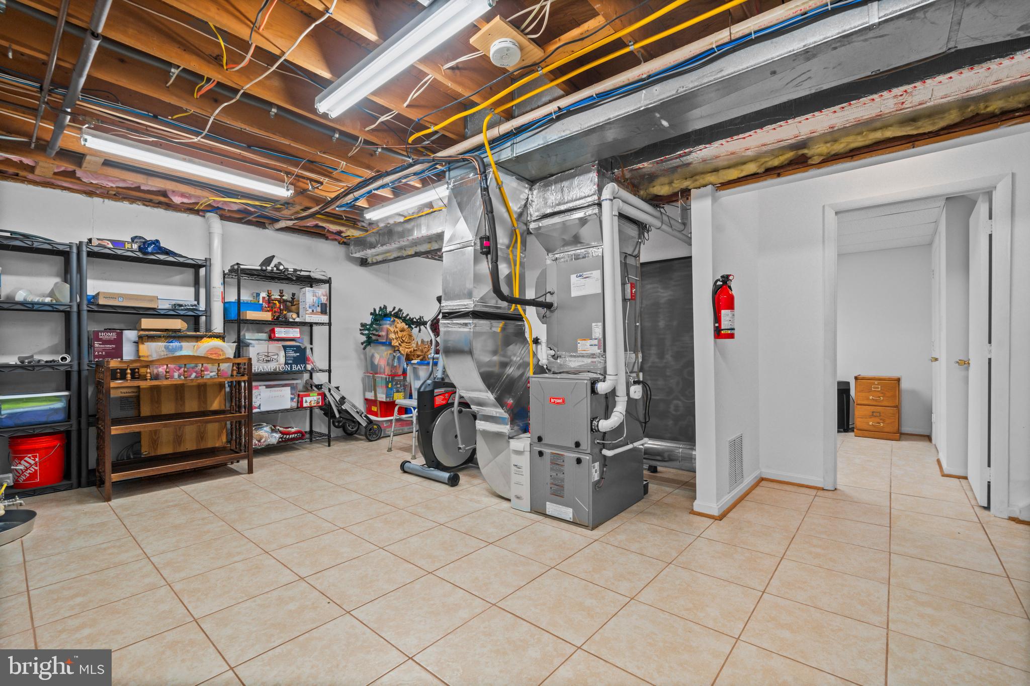 MEADOWBROOK VILLAGE - Residential