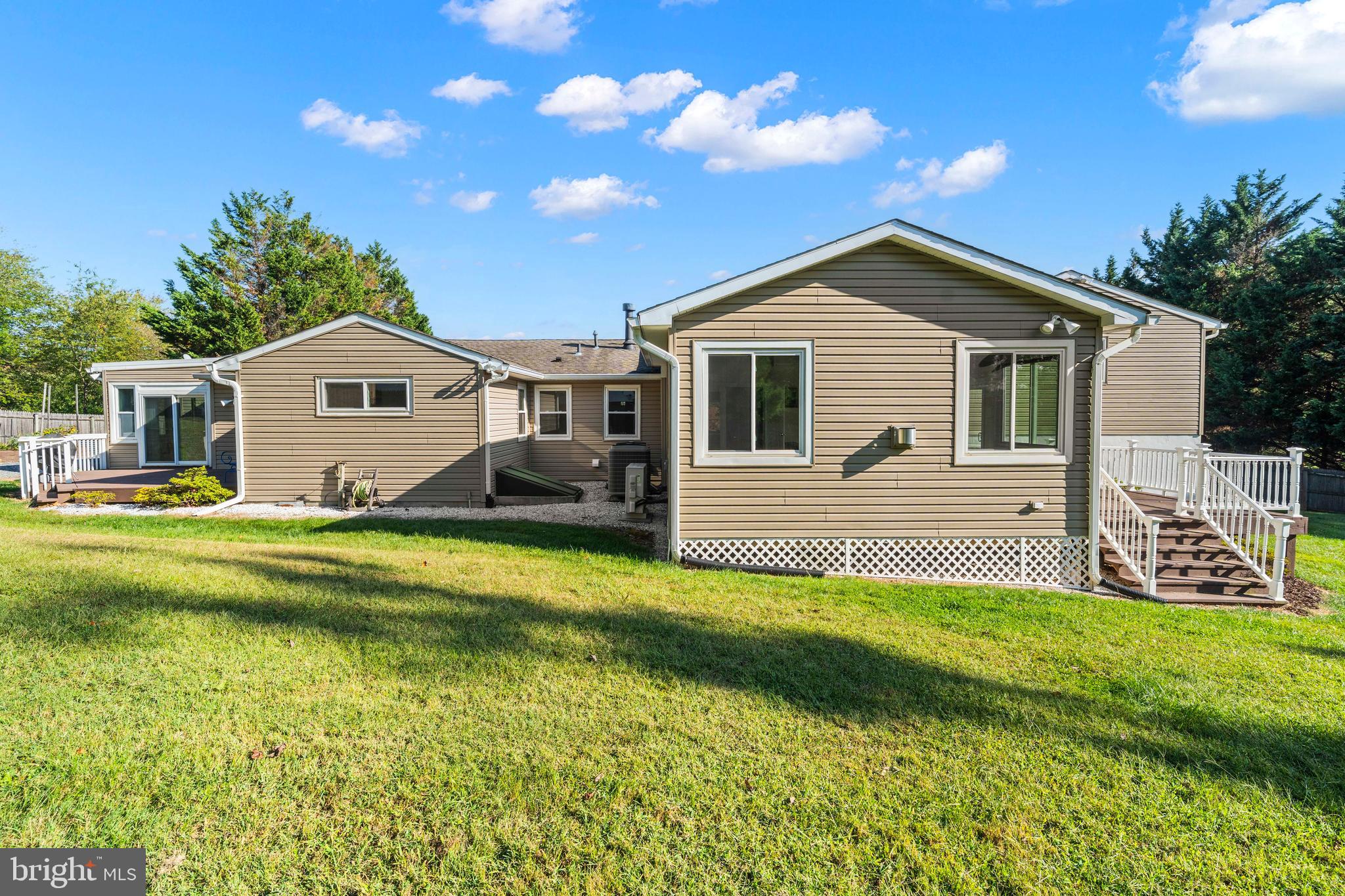 MEADOWBROOK VILLAGE - Residential