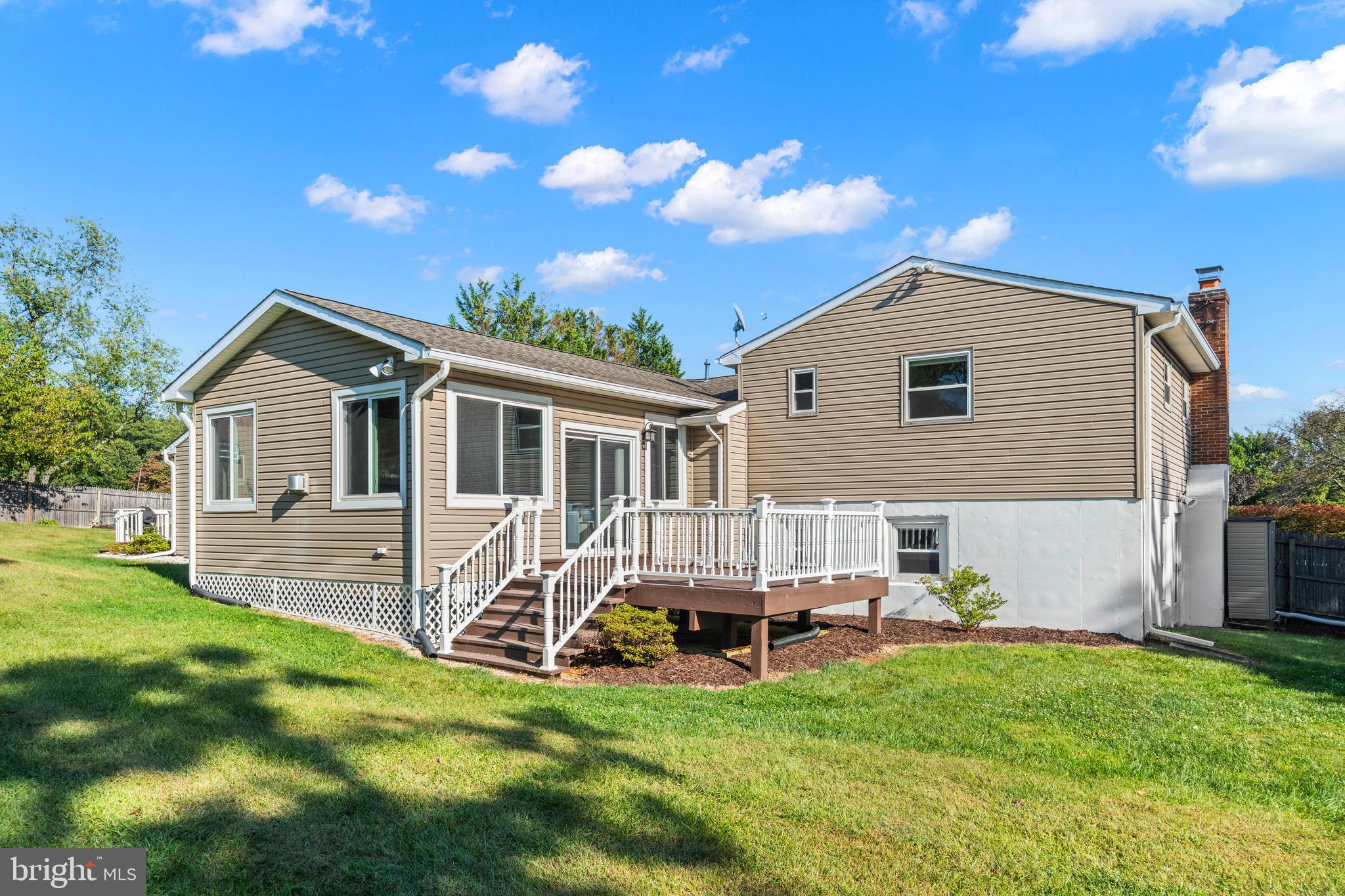 MEADOWBROOK VILLAGE - Residential