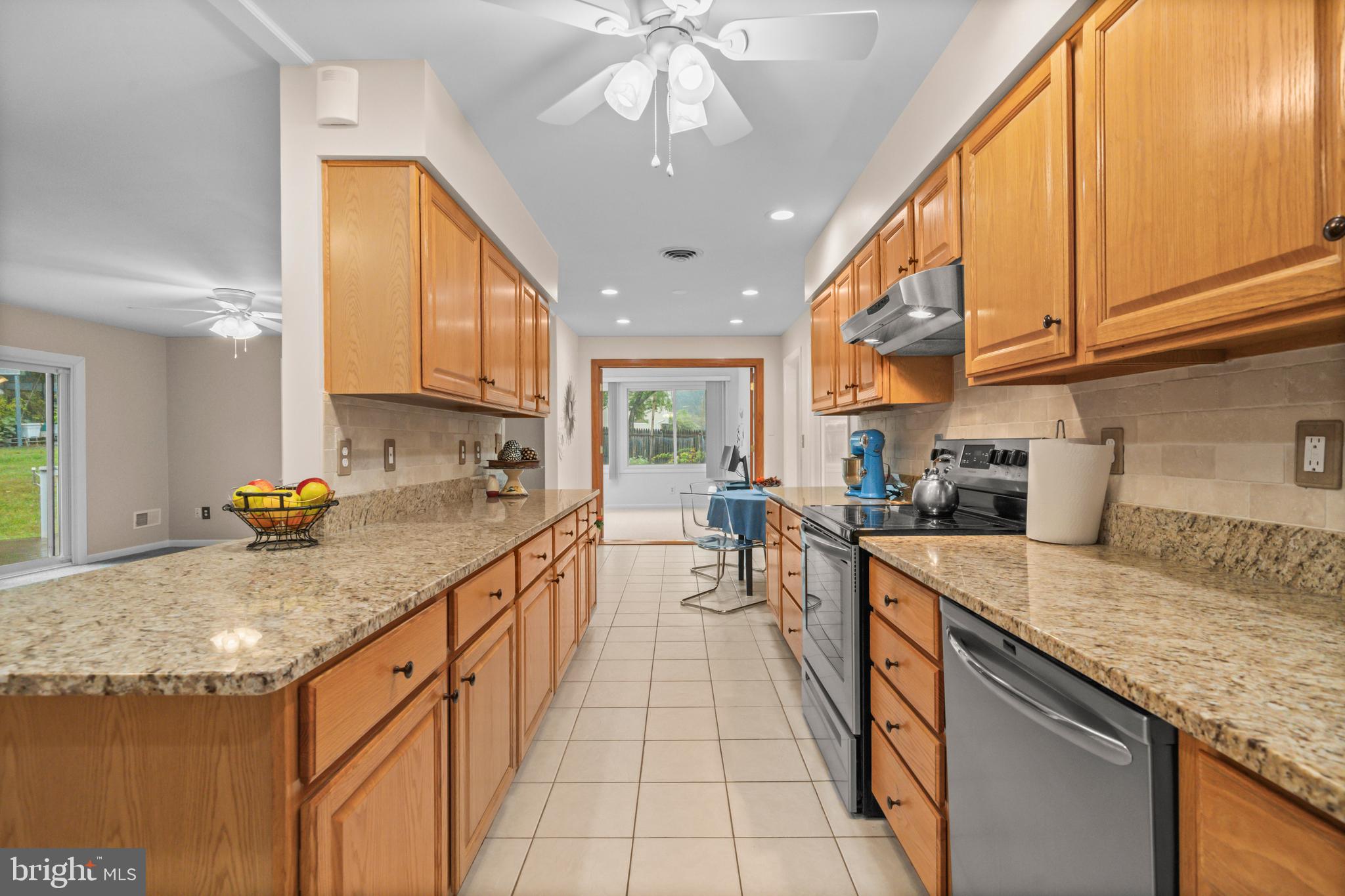 MEADOWBROOK VILLAGE - Residential