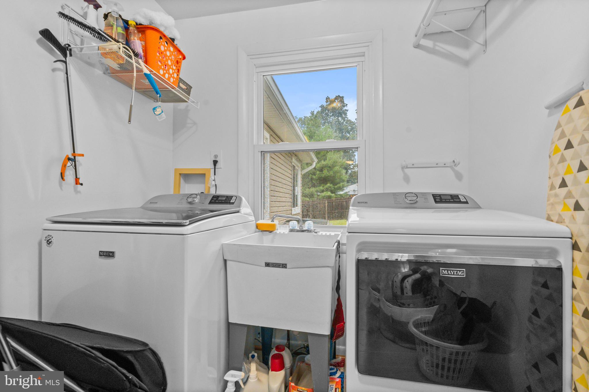 MEADOWBROOK VILLAGE - Residential