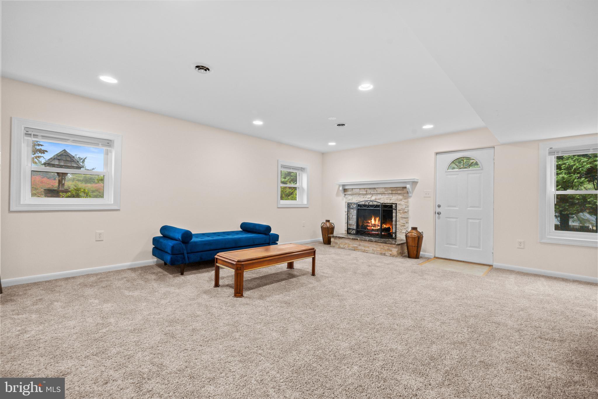 MEADOWBROOK VILLAGE - Residential