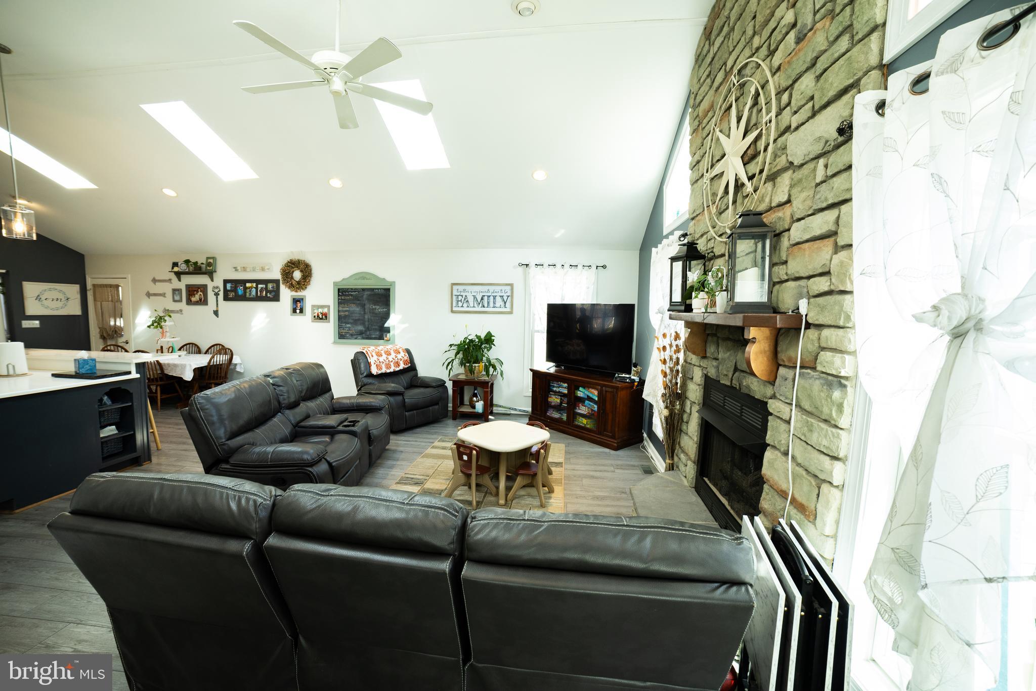 CLOVERFIELDS - Residential