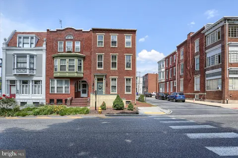 1101 N Front Street, Harrisburg, PA 17102 - MLS#: PADA2042832
