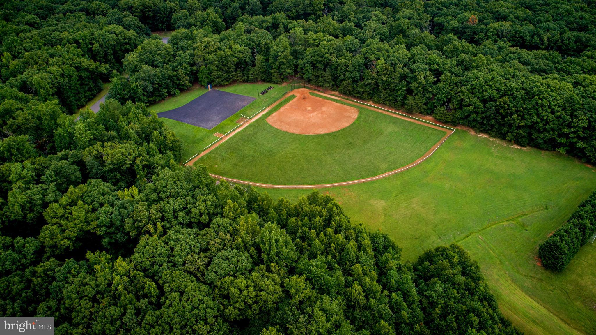 FAWN LAKE - Residential