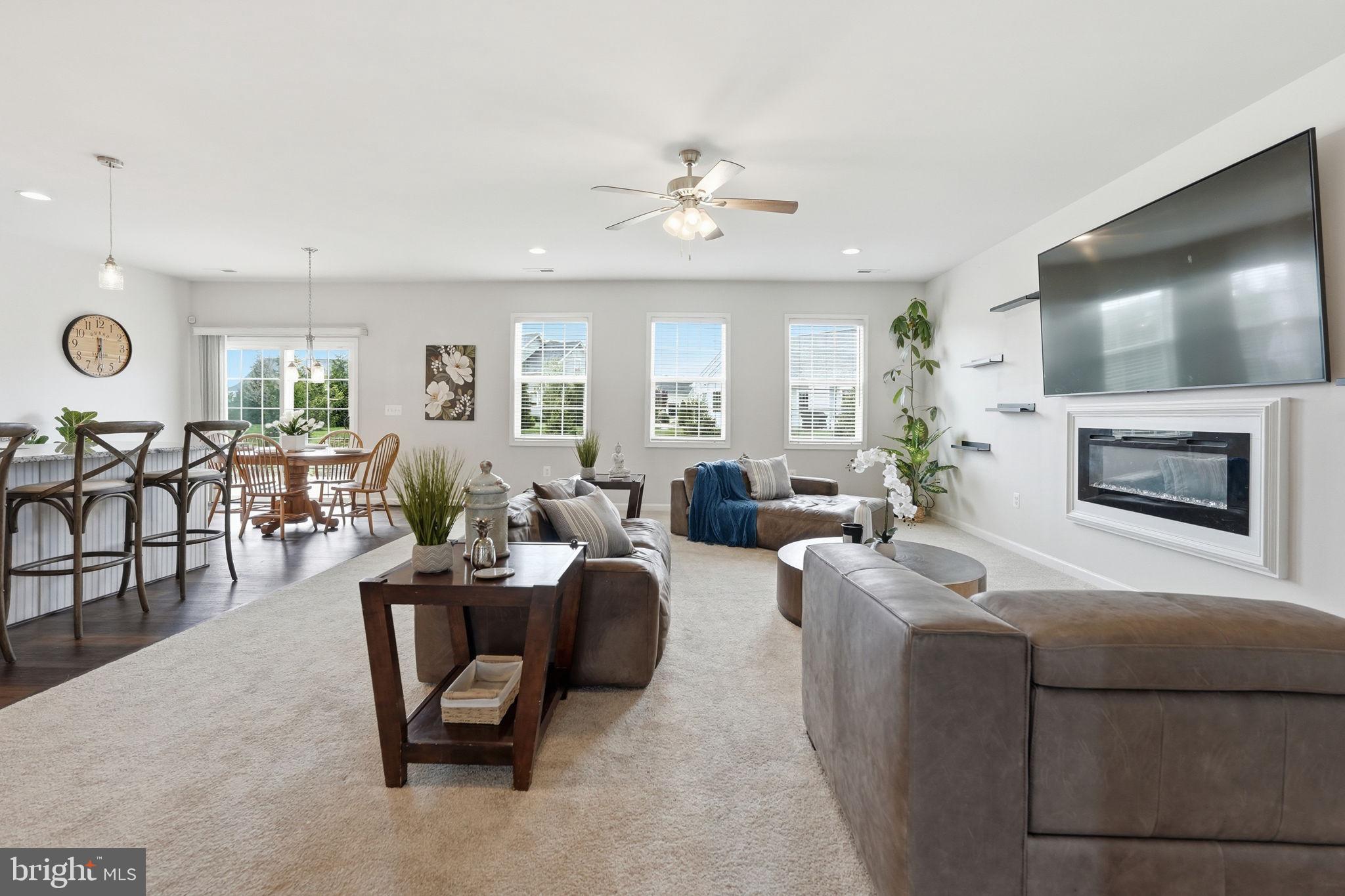 FAWN LAKE - Residential