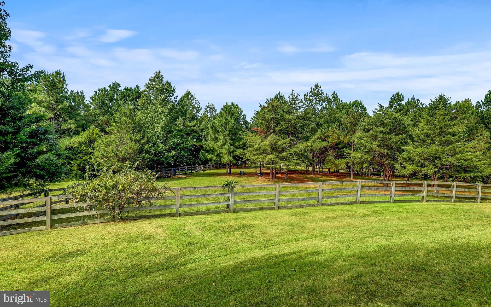 FAWN LAKE - Residential